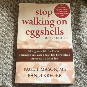 Book - Stop Walking On Eggshells Guide to loved ones of those with Borderline